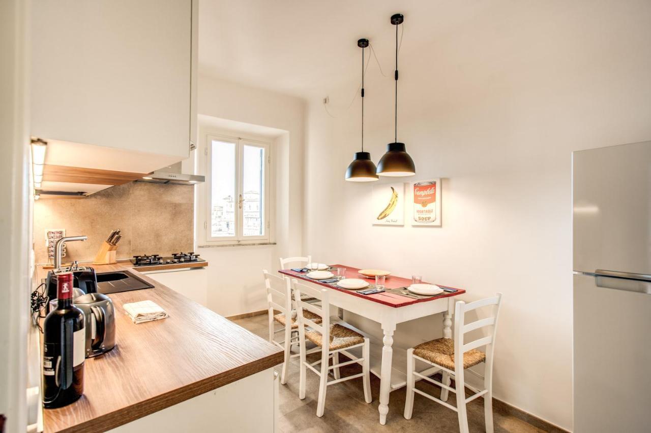 Cavour Attic With Terrace Apartment Rome Exterior photo