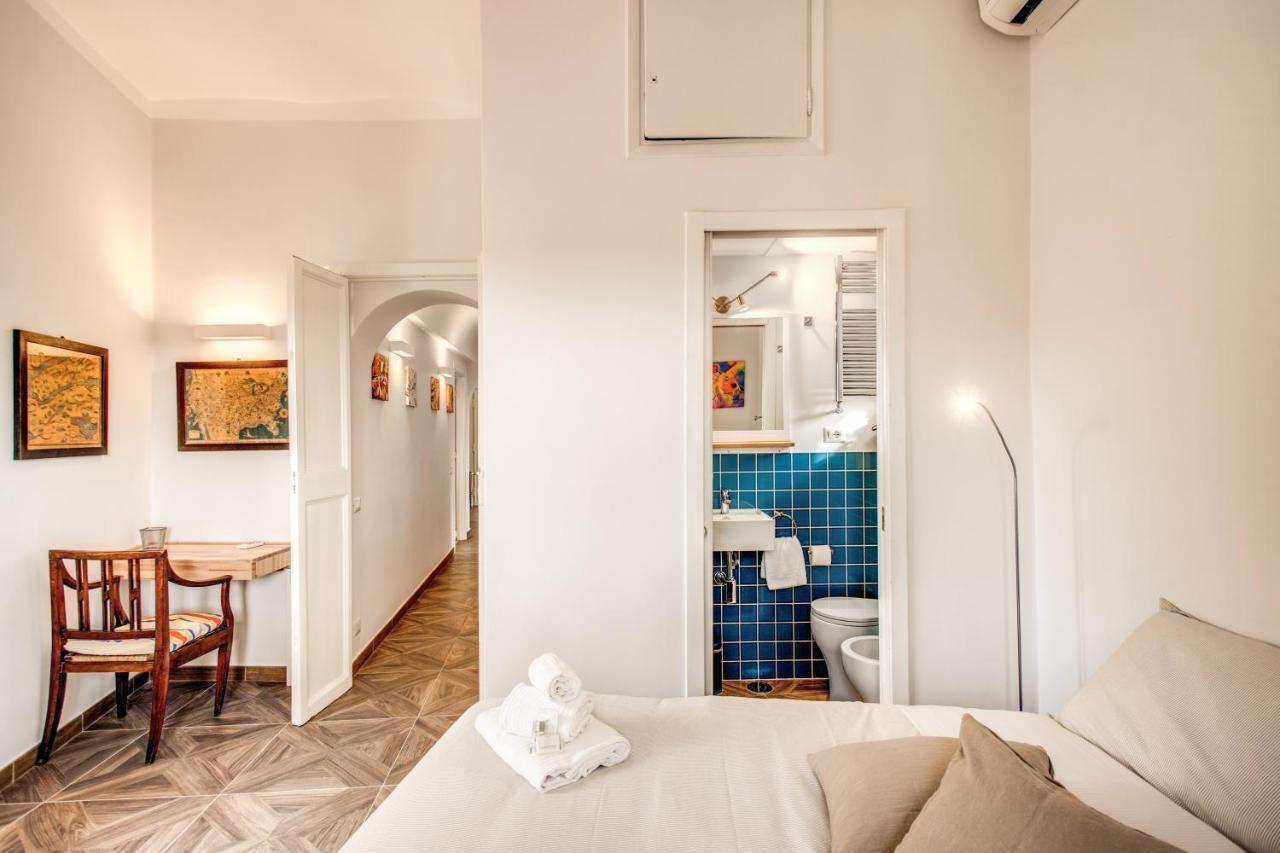Cavour Attic With Terrace Apartment Rome Exterior photo